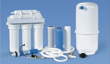 Filtro De Agua Sucia Sustituible Para Filtración De Agua Osmosis Inversa  Foto de archivo - Imagen de casero, limpio: 243957720